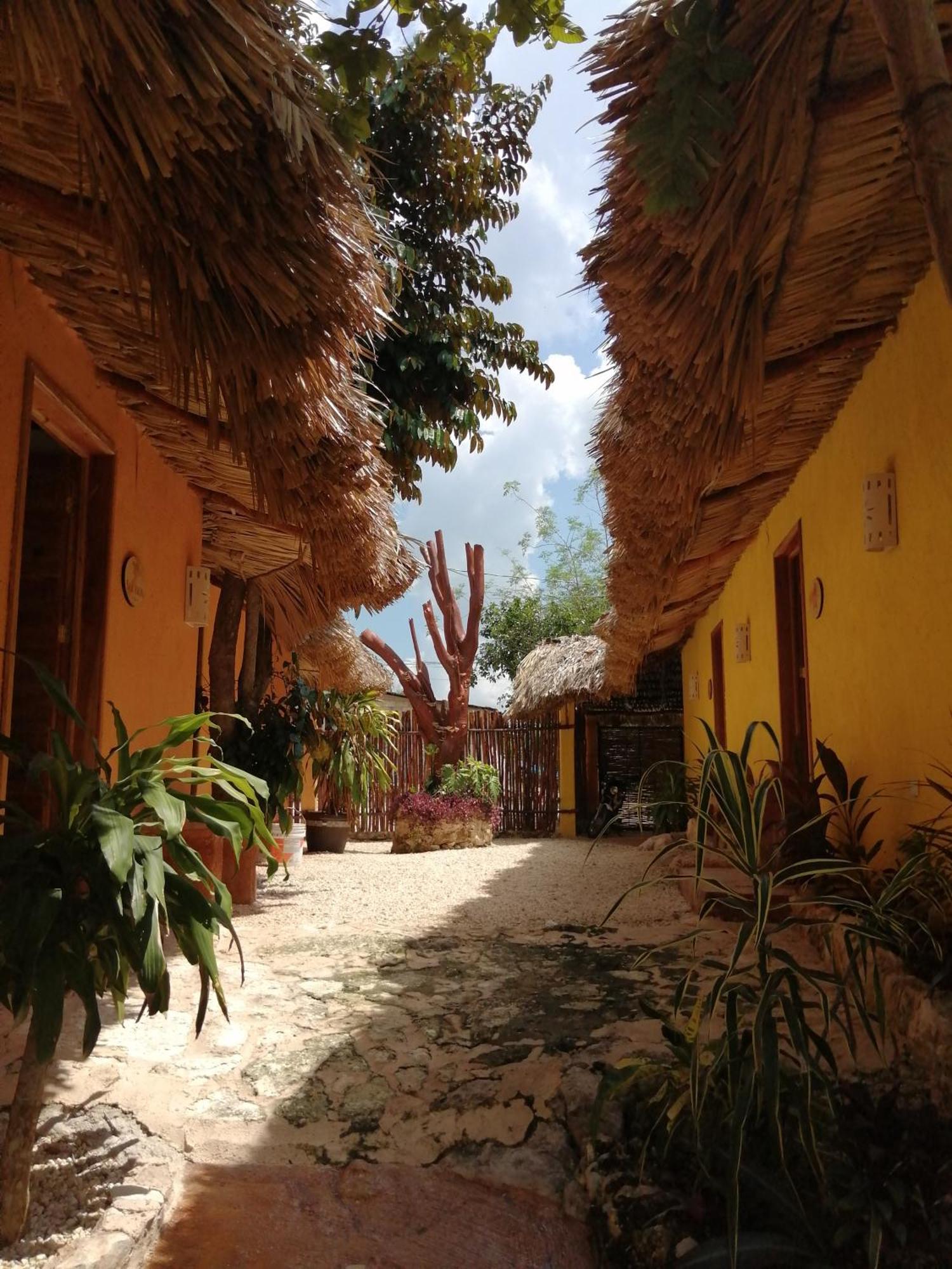 Suites De Piedra Y Colores En Chichen Itza Pisté 외부 사진