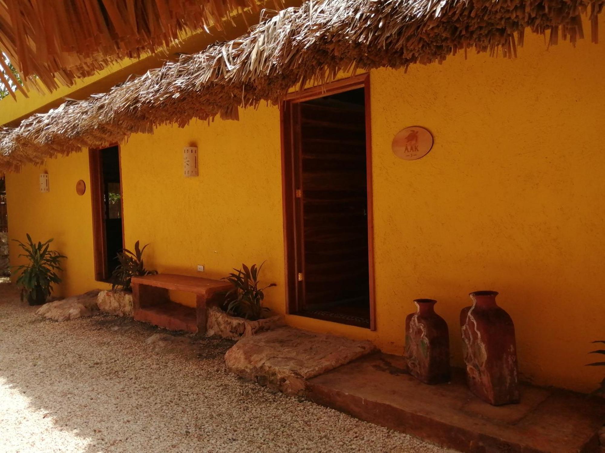 Suites De Piedra Y Colores En Chichen Itza Pisté 외부 사진