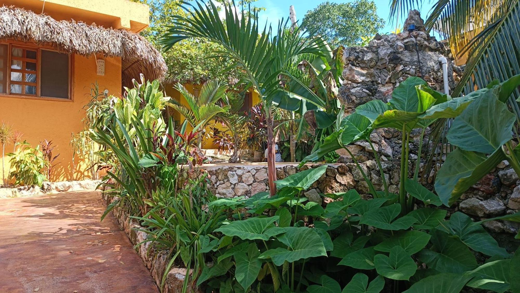 Suites De Piedra Y Colores En Chichen Itza Pisté 외부 사진