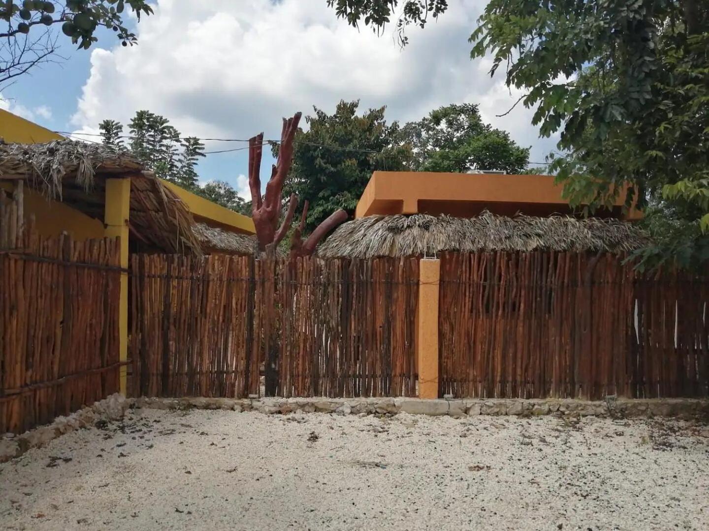 Suites De Piedra Y Colores En Chichen Itza Pisté 외부 사진