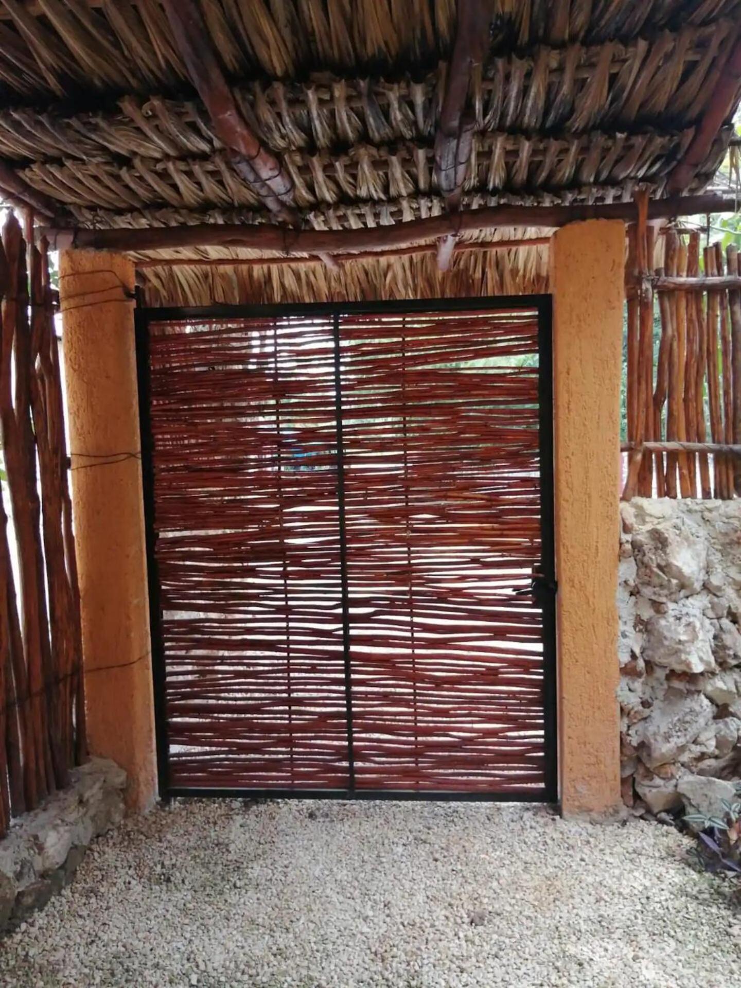 Suites De Piedra Y Colores En Chichen Itza Pisté 외부 사진